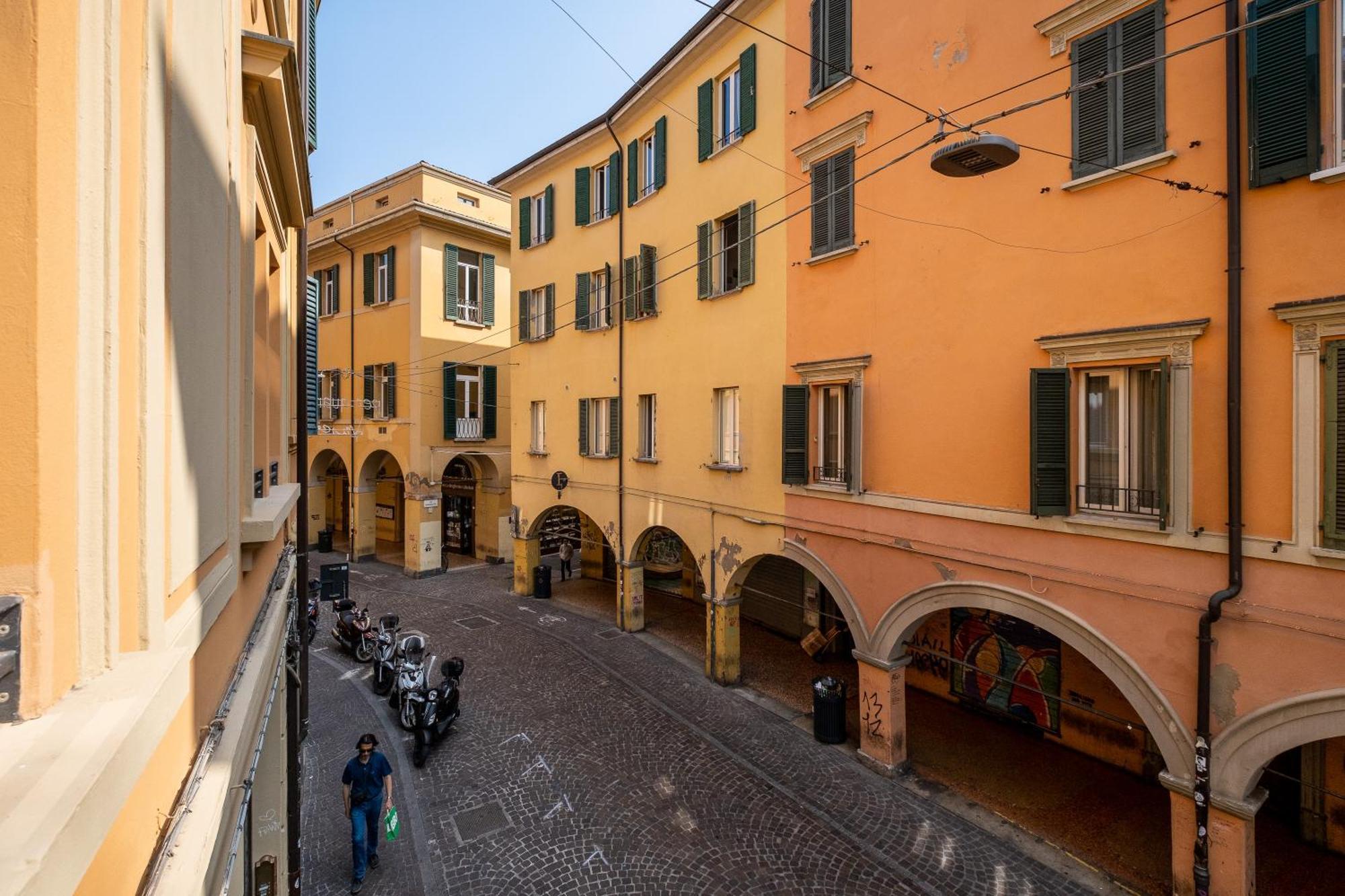 Affittacamere Biscotti22 Болонья Экстерьер фото